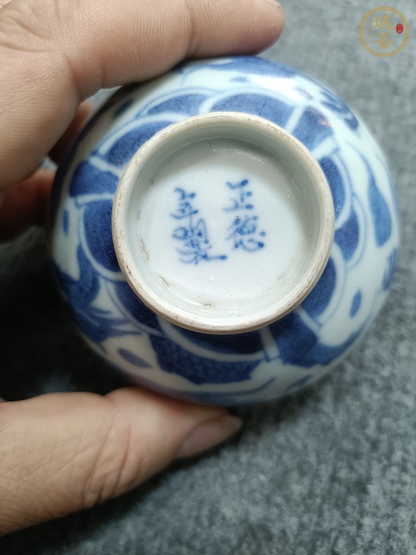 古玩陶瓷日本江戶龍紋茶碗真品鑒賞圖