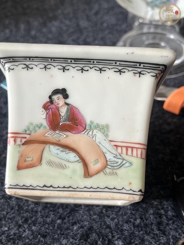 古玩陶瓷粉彩人物四方盆真品鑒賞圖