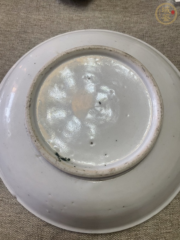 古玩陶瓷牡丹紋粉彩盤真品鑒賞圖