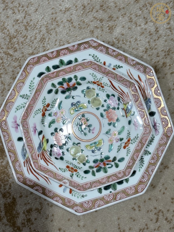 古玩陶瓷花鳥紋八角盤真品鑒賞圖