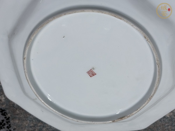 古玩陶瓷花鳥紋八角盤真品鑒賞圖