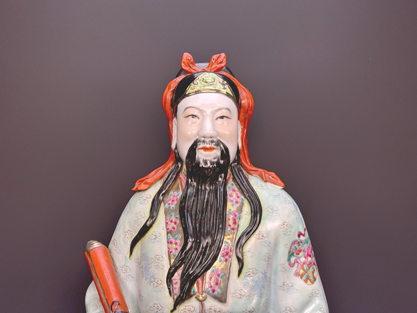 古玩陶瓷民國(guó)解放初期·粉彩祿星塑雕造像拍賣，當(dāng)前價(jià)格19999元