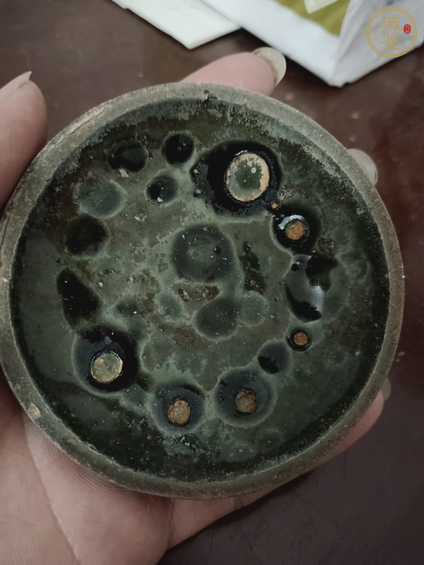 古玩陶瓷綠釉碟真品鑒賞圖