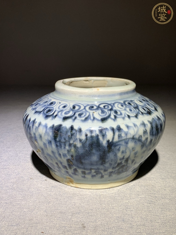 古玩陶瓷青花花卉紋罐真品鑒賞圖