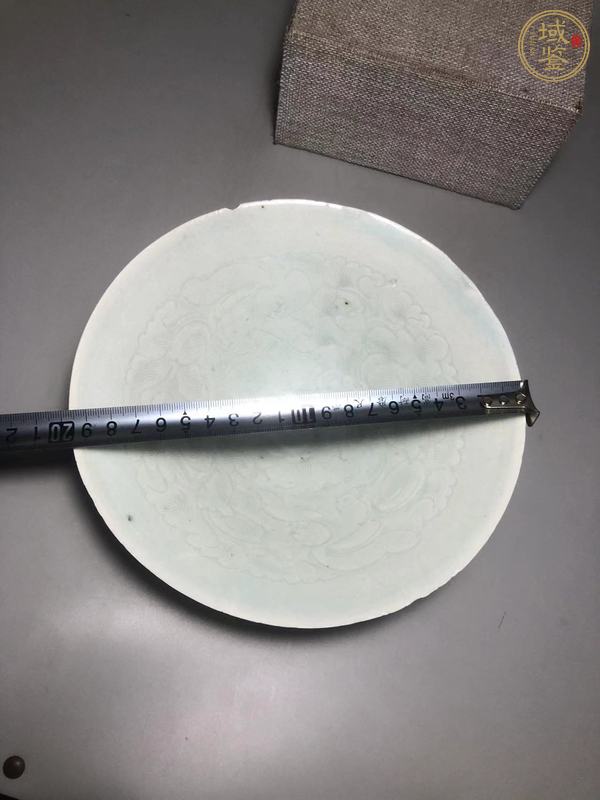 古玩陶瓷青白釉花卉紋斗笠碗真品鑒賞圖