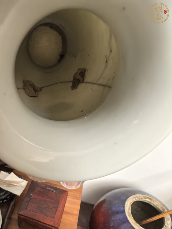 古玩陶瓷粉彩人物故事紋撇口瓶真品鑒賞圖