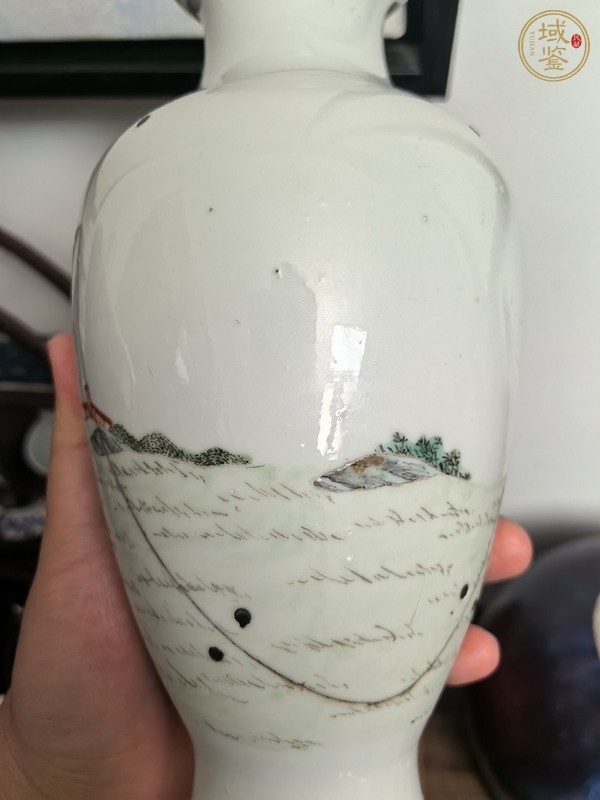 古玩陶瓷粉彩人物故事紋撇口瓶真品鑒賞圖
