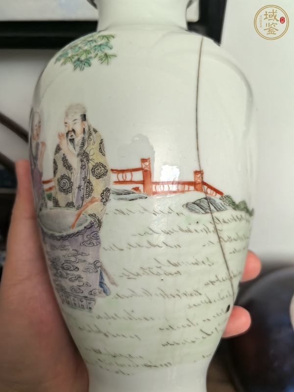 古玩陶瓷粉彩人物故事紋撇口瓶真品鑒賞圖