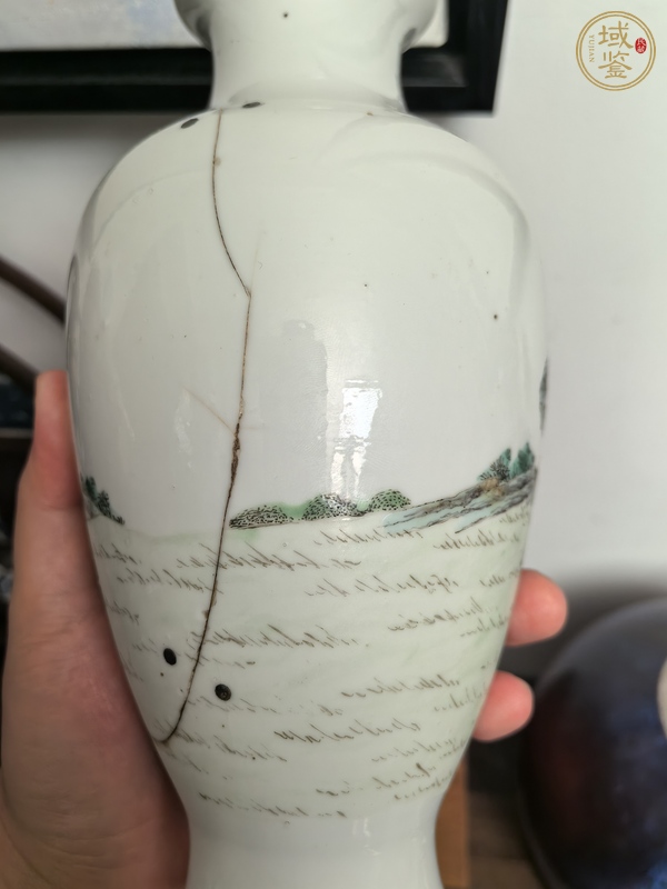 古玩陶瓷粉彩人物故事紋撇口瓶真品鑒賞圖