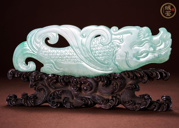 古玩玉器翡翠雕“魚化龍”擺件真品鑒賞圖