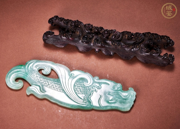 古玩玉器翡翠雕“魚化龍”擺件真品鑒賞圖