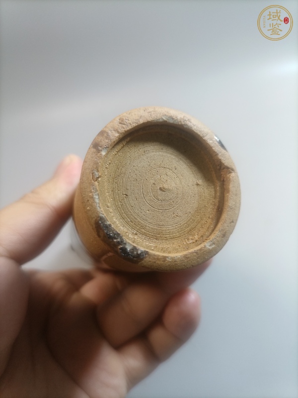 古玩陶瓷醬釉雙耳瓶真品鑒賞圖