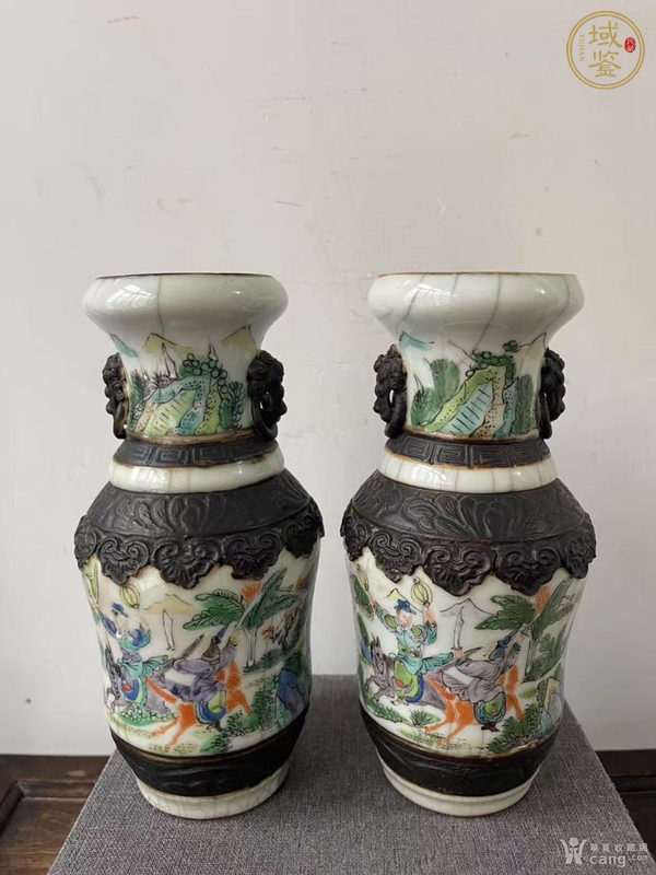 古玩陶瓷哥釉鐵骨泥雙獸耳人物故事瓶真品鑒賞圖