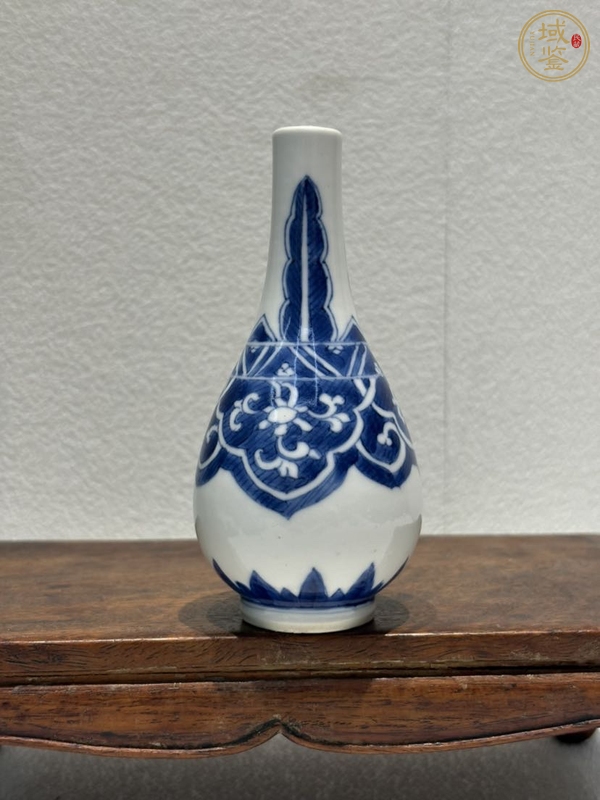 古玩陶瓷錐把瓶真品鑒賞圖