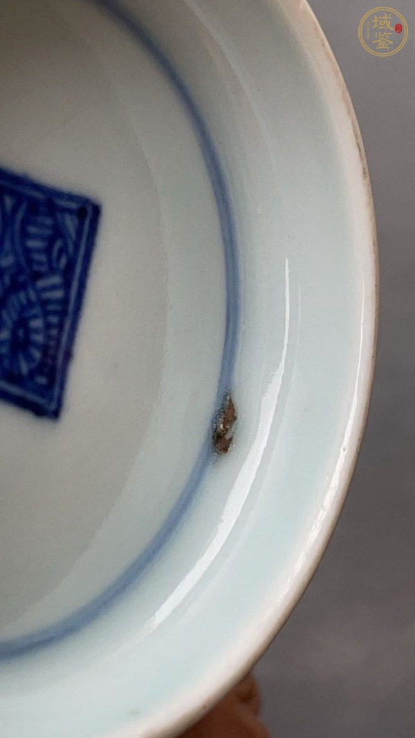 古玩陶瓷青花三多花卉紋碗真品鑒賞圖
