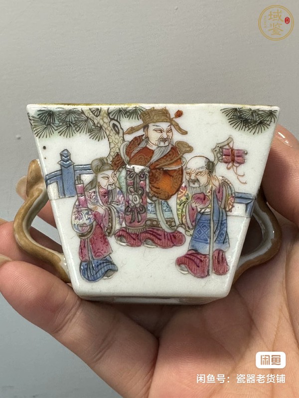 古玩陶瓷粉彩人物四方杯（疑似補(bǔ)彩）真品鑒賞圖