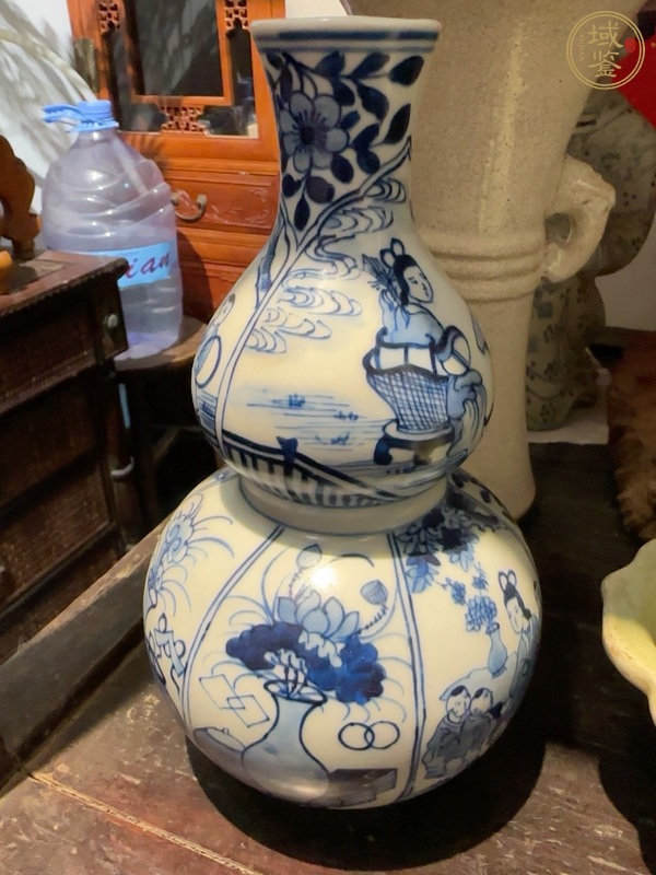 古玩陶瓷人物紋青花葫蘆瓶真品鑒賞圖