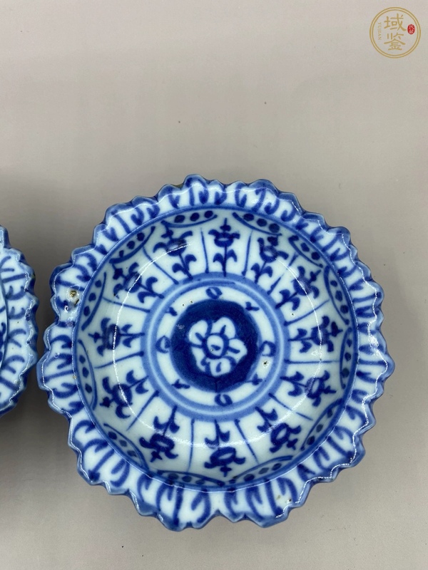 古玩陶瓷青花高足盤真品鑒賞圖