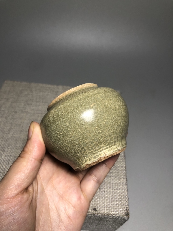 古玩陶瓷【館藏級精品】元 龍泉青釉蓋罐【頂級龍泉青釉】拍賣，當(dāng)前價格0元