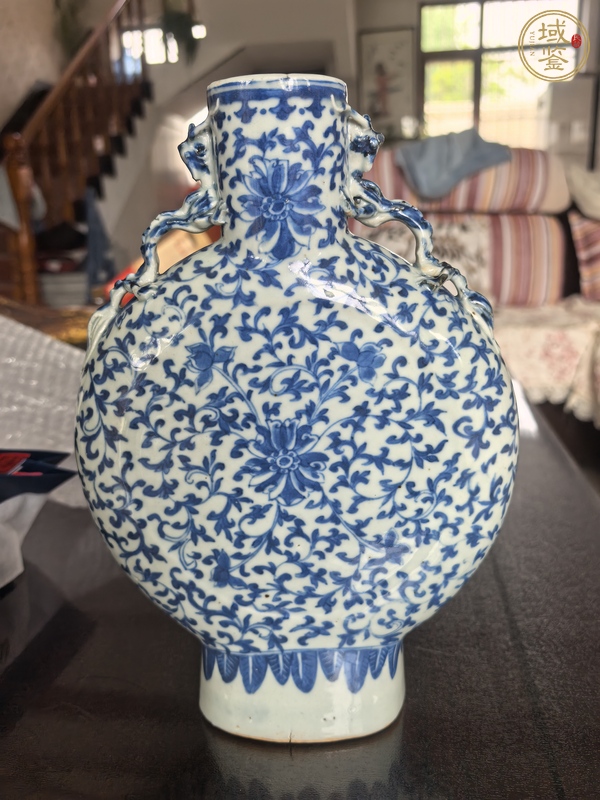 古玩陶瓷青花抱月瓶真品鑒賞圖