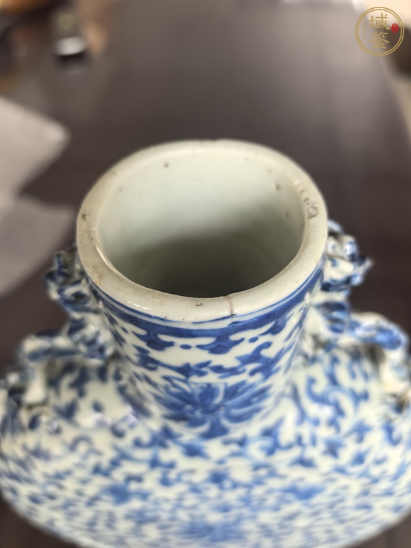 古玩陶瓷青花抱月瓶真品鑒賞圖