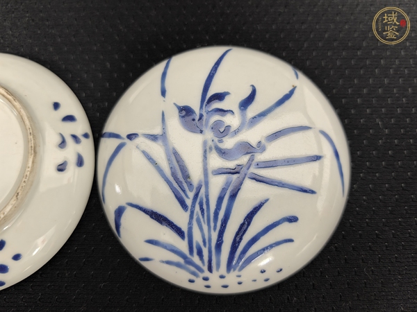古玩陶瓷料彩蓋盒真品鑒賞圖