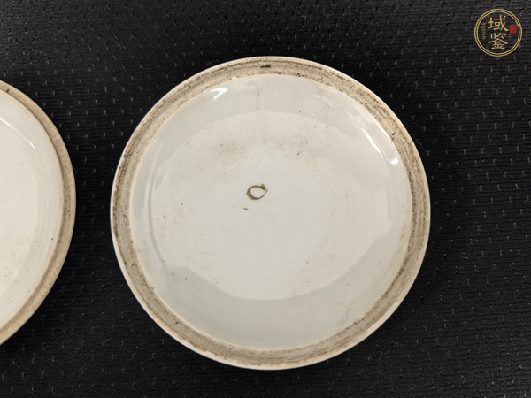 古玩陶瓷料彩蓋盒真品鑒賞圖