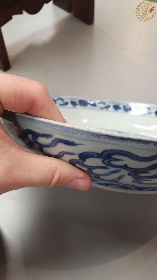 古玩陶瓷明嘉靖青花海水龍紋盤真品鑒賞圖