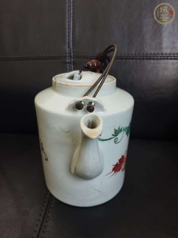 古玩陶瓷花卉紋提梁壺真品鑒賞圖