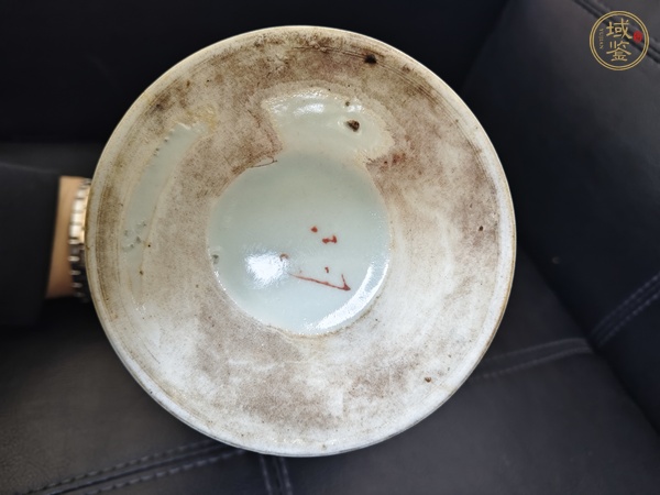 古玩陶瓷花卉紋提梁壺真品鑒賞圖
