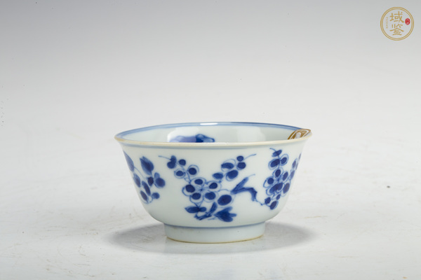 古玩康熙·青花折枝花卉紋杯真品鑒賞圖