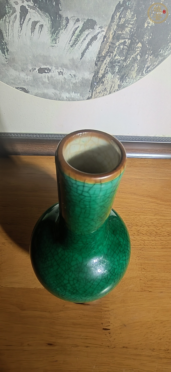 古玩陶瓷綠哥釉天球瓶真品鑒賞圖
