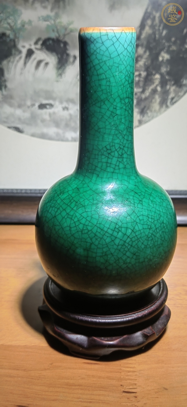 古玩陶瓷綠哥釉天球瓶真品鑒賞圖