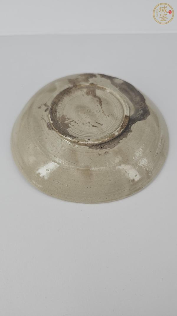 古玩陶瓷金代定窯印花盤真品鑒賞圖