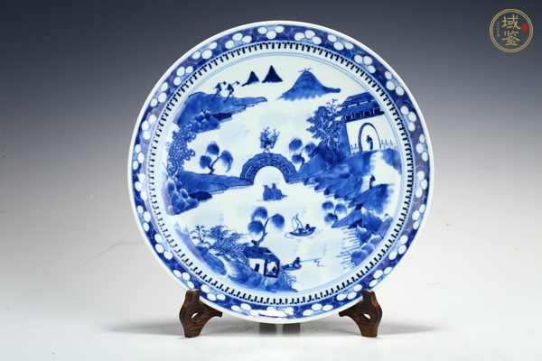 古玩清晚·青花漁樵耕讀紋盤真品鑒賞圖