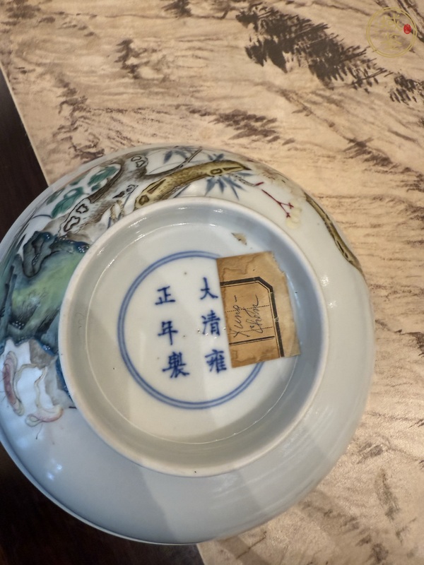 古玩陶瓷粉彩花鳥(niǎo)紋大碗真品鑒賞圖