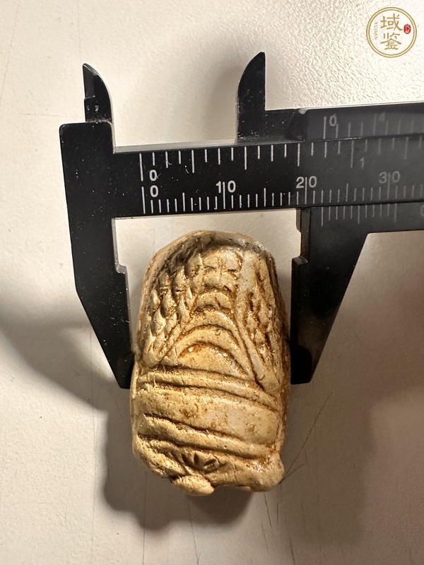古玩玉器地方料蟬型佩真品鑒賞圖