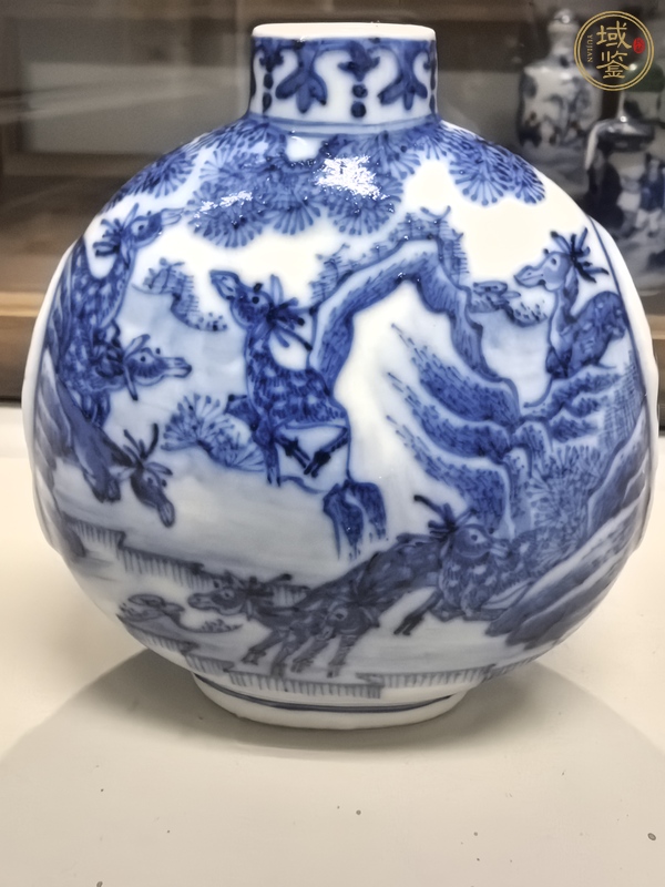古玩陶瓷鹿紋青花鼻煙壺真品鑒賞圖