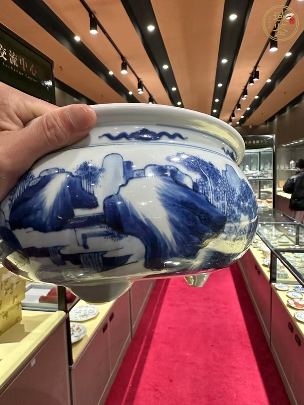 古玩陶瓷青花香爐真品鑒賞圖