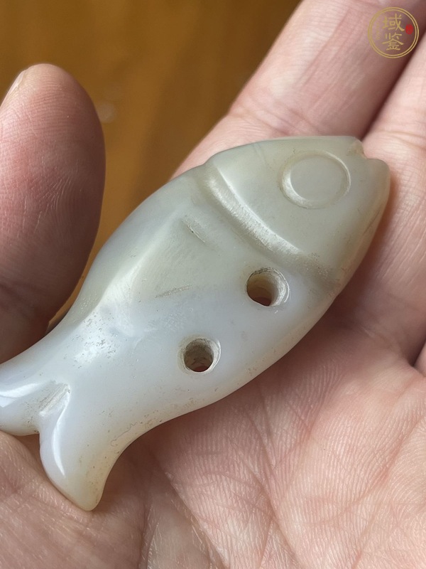 古玩玉器瑪瑙魚型件真品鑒賞圖