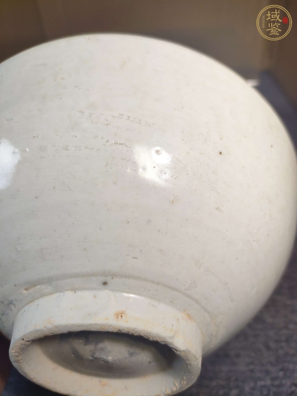 古玩陶瓷青白釉刻花魚紋碗真品鑒賞圖