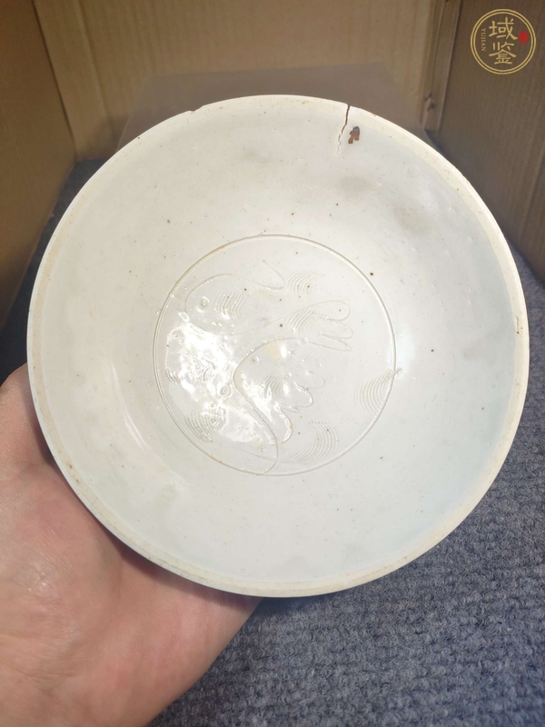 古玩陶瓷青白釉刻花魚紋碗真品鑒賞圖