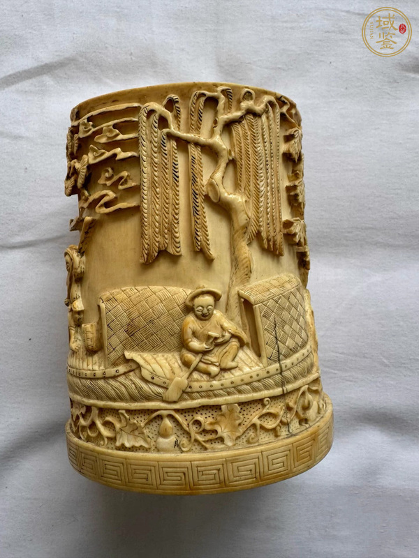 古玩牙雕筆筒真品鑒賞圖