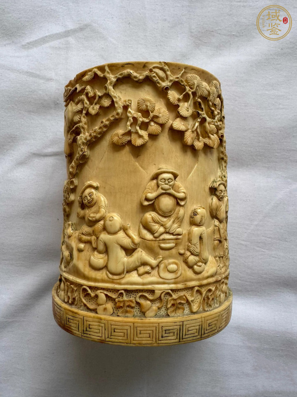 古玩雜項牙雕筆筒真品鑒賞圖