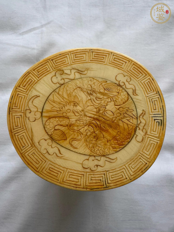 古玩雜項牙雕筆筒真品鑒賞圖