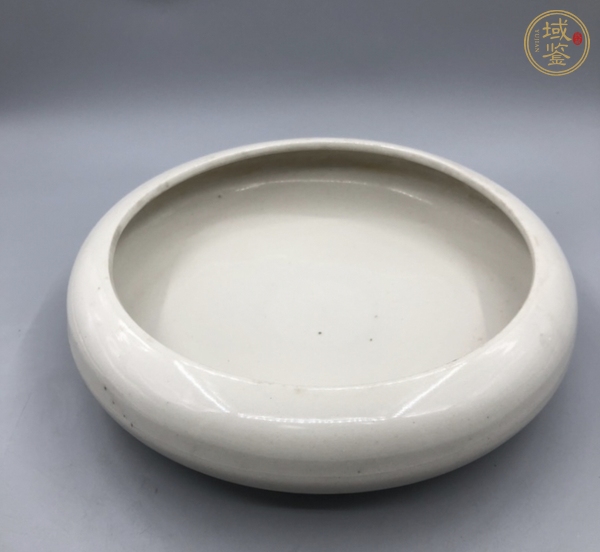 古玩陶瓷白釉水洗真品鑒賞圖