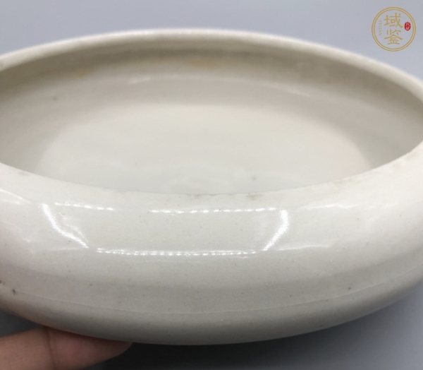 古玩陶瓷白釉水洗真品鑒賞圖