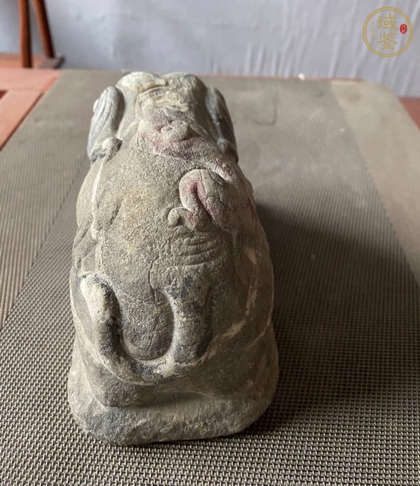 古玩雜項石雕臥像真品鑒賞圖
