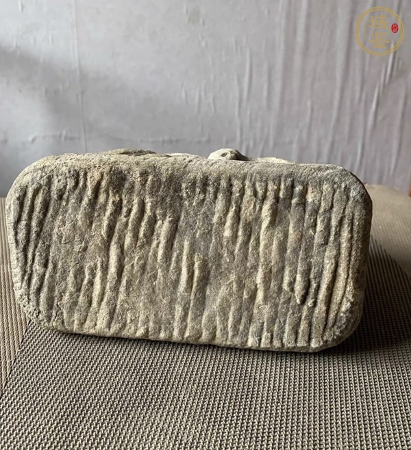 古玩雜項石雕臥像真品鑒賞圖