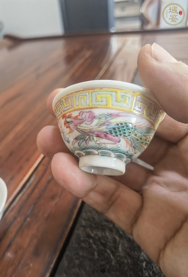 古玩陶瓷民國 粉彩鳳凰紋小杯真品鑒賞圖